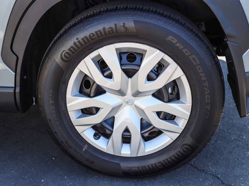 Certified 2026 Toyota Corolla Cross L FWD image 9