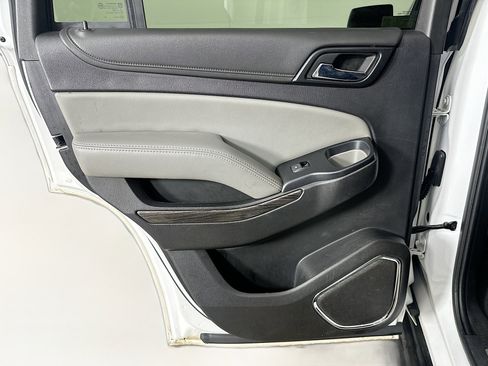 Used 2019 Chevrolet Tahoe LT RWD image 28