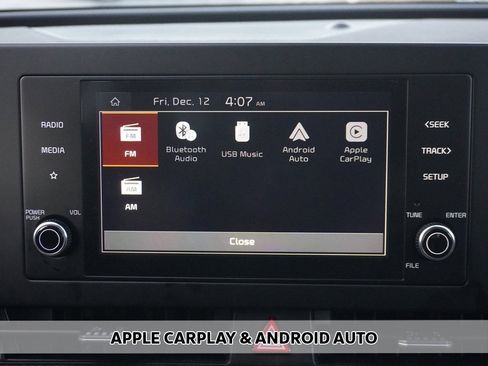 Used 2025 Kia Sportage LX image 6