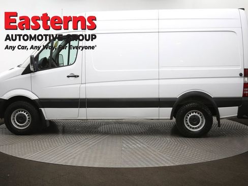 Used 2017 Mercedes-Benz Sprinter 2500 image 57