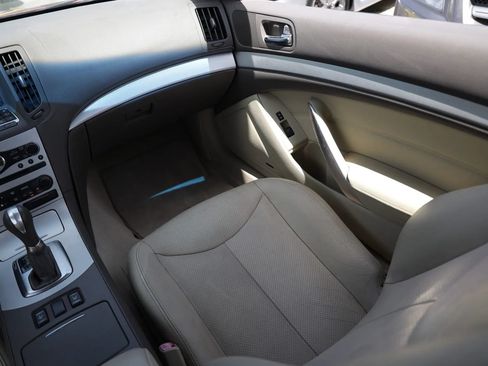 Used 2008 INFINITI G37 Journey w/ Premium Pkg RWD image 12