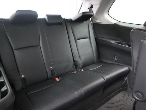 Used 2024 Toyota Grand Highlander AWD image 14