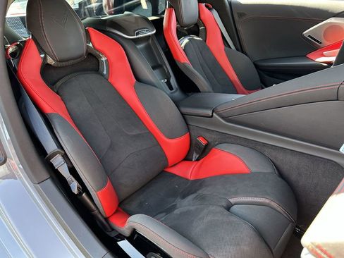 Used 2024 Chevrolet Corvette Stingray Preferred Cpe w/ Z51 Performance Package image 27