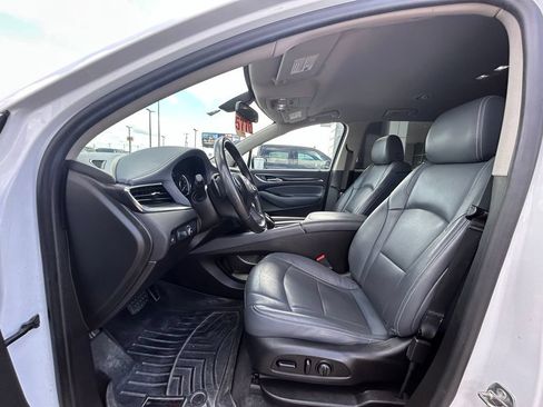Used 2021 Buick Enclave Essence w/ Sound and Sites Package FWD image 7
