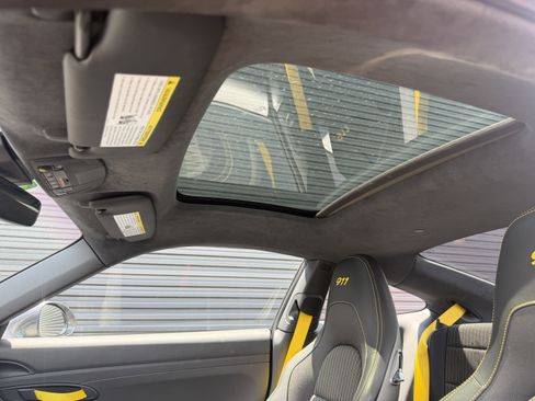Certified 2019 Porsche 911 Carrera T RWD image 24