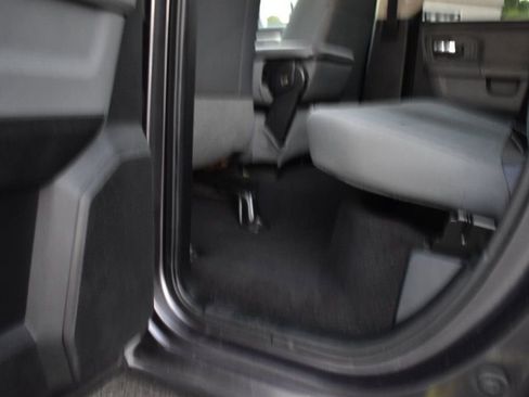 Used 2017 RAM 1500 Classic SLT image 21