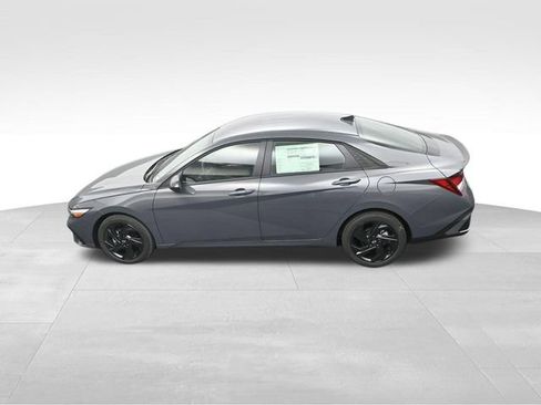 Used 2026 Hyundai Elantra Sport FWD image 26