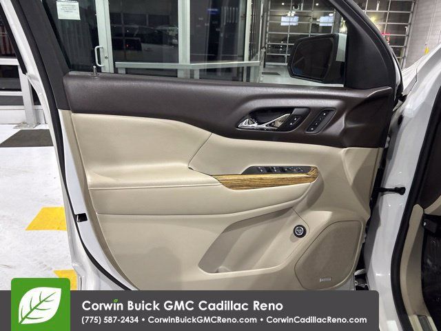 Used 2017 GMC Acadia Denali w/ Technology Package AWD/4WD image 14