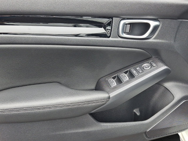 Used 2022 Honda Civic Sport Touring image 11