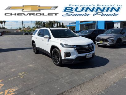 Used 2023 Chevrolet Traverse LT