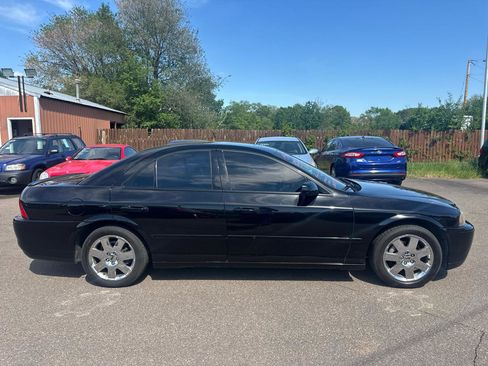 Used 2004 Lincoln LS RWD image 4