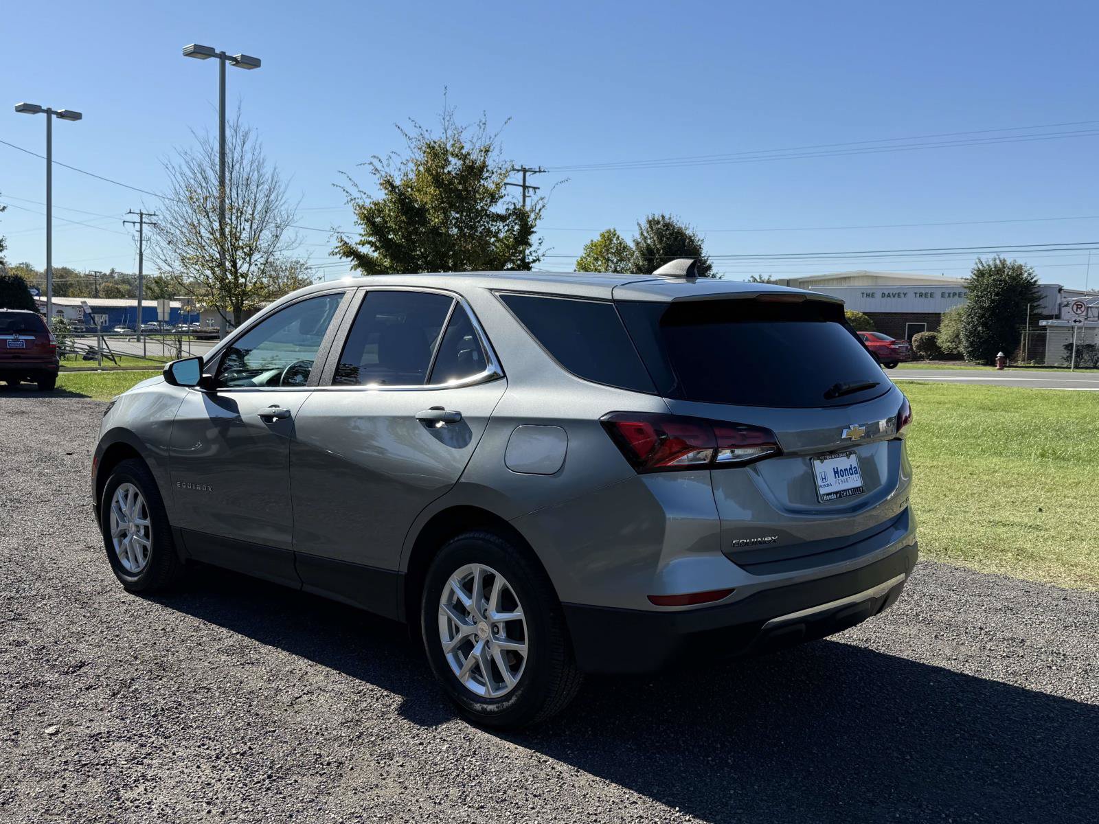 Used 2023 Chevrolet Equinox LT AWD/4WD image 4