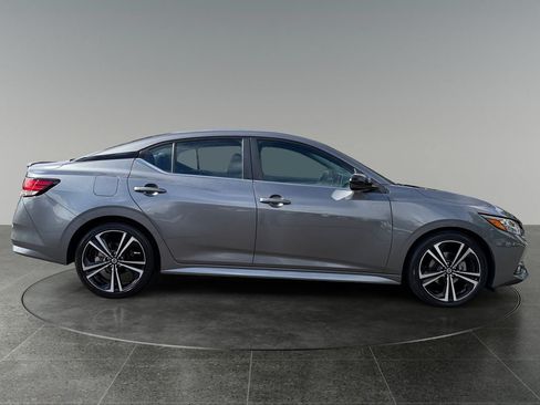 Used 2021 Nissan Sentra SR FWD image 10