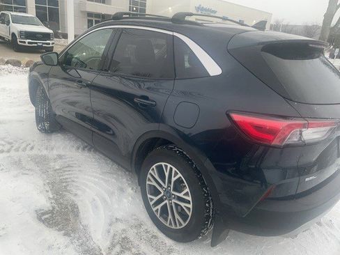 Used 2022 Ford Escape SEL w/ Technology Package image 6