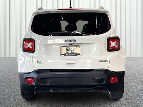 Used 2019 Jeep Renegade Latitude image 5