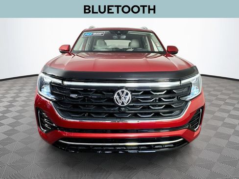 Used 2024 Volkswagen Atlas SEL Premium R-Line AWD/4WD image 2