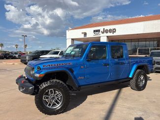 New 2025 Jeep Gladiator Mojave w/ Convenience Group video 1
