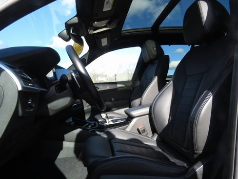 Used 2022 BMW X3 xDrive30i w/ Premium Package 2 (ZPA) image 11