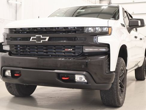 Used 2020 Chevrolet Silverado 1500 LT Trail Boss image 5