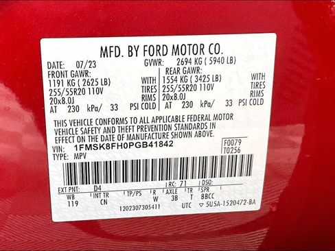 Used 2023 Ford Explorer Limited image 31