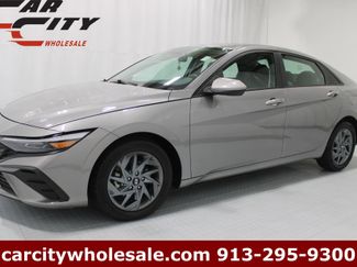 Used 2024 Hyundai Elantra SEL FWD video 1