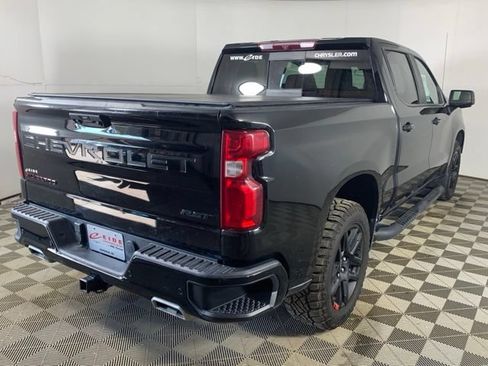 Used 2023 Chevrolet Silverado 1500 RST w/ Redline Edition AWD/4WD image 15