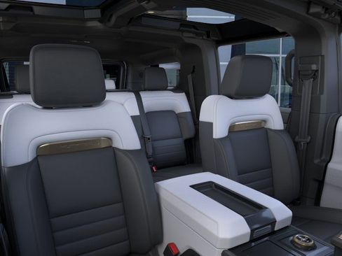 New 2025 GMC Hummer EV 3X w/ LPO, Illumination Package image 24