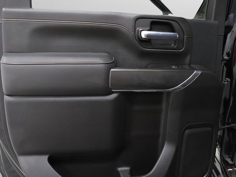 Used 2023 GMC Sierra 2500 AT4 w/ AT4 Premium Plus Package image 26