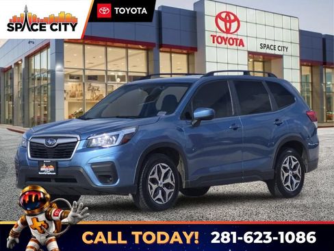 Used 2020 Subaru Forester Premium AWD/4WD image 1