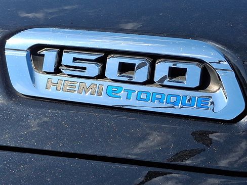 Used 2022 RAM 1500 Big Horn AWD/4WD image 30