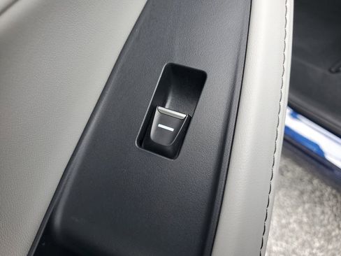 Certified 2023 Acura MDX FWD w/ Technology Package image 16