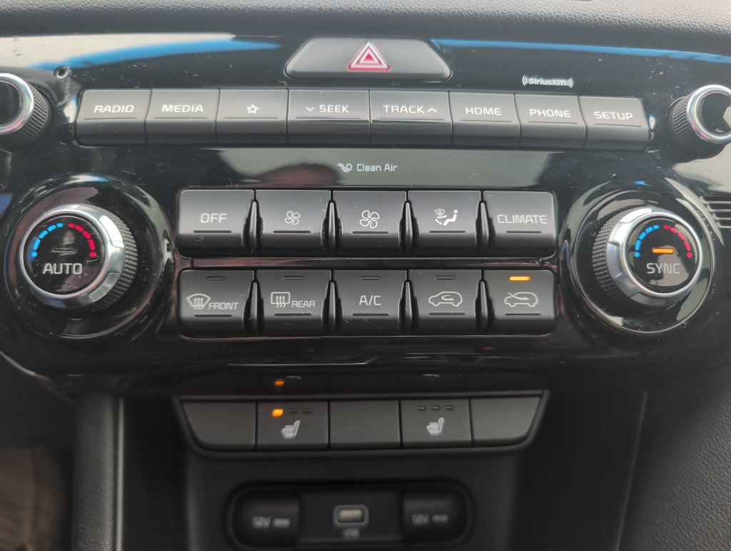 Used 2022 Kia Sportage Nightfall Edition w/ Nightfall Fwd Premium Package image 15