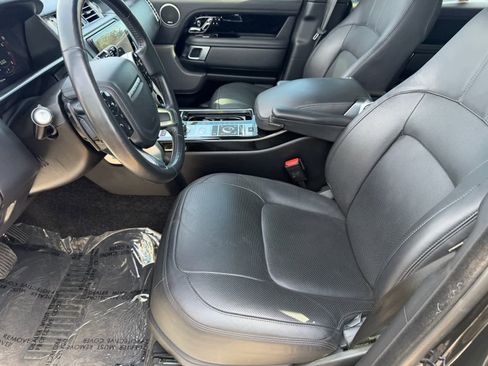 Used 2020 Land Rover Range Rover HSE image 13