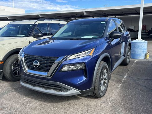 Used 2023 Nissan Rogue S FWD image 2