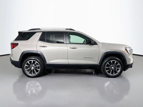 New 2026 GMC Terrain Elevation AWD/4WD image 8
