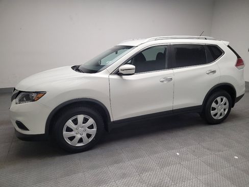 Used 2016 Nissan Rogue S w/ Appearance Package image 2