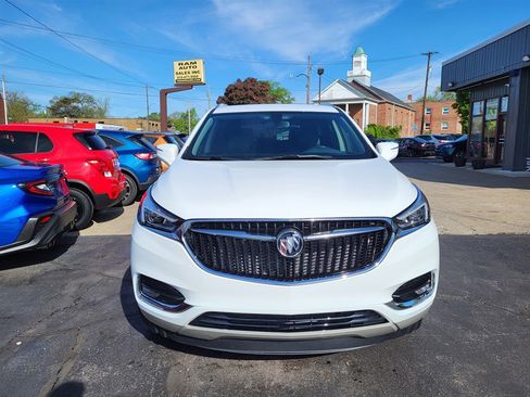 Used 2020 Buick Enclave Essence FWD image 2