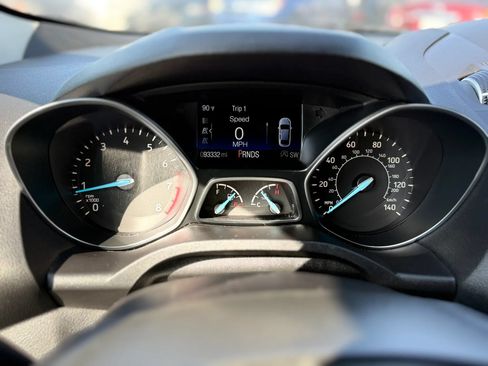 Used 2019 Ford Escape SEL FWD image 19