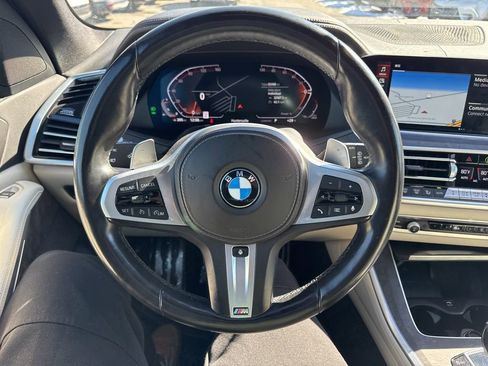 Used 2022 BMW X5 xDrive40i w/ M Sport Package image 25
