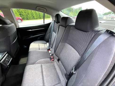 Used 2025 Toyota Camry LE FWD image 15