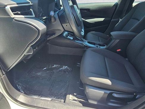 Used 2023 Toyota Corolla LE FWD image 15