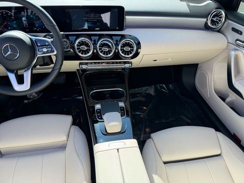 Certified 2020 Mercedes-Benz A 220 4MATIC image 17