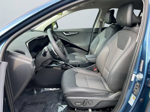 Certified 2023 Kia Niro Wind FWD image 9