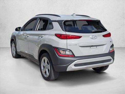 Used 2022 Hyundai Kona SEL w/ Cargo Package AWD/4WD image 5