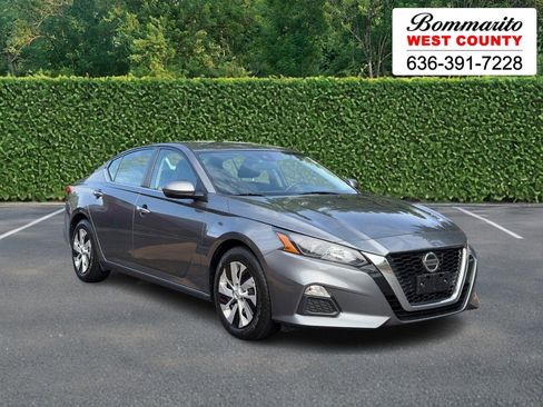 Used 2022 Nissan Altima 2.5 S FWD image 1
