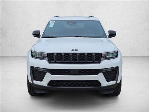 New 2026 Jeep Grand Cherokee L Limited w/ Limited Altitude Package AWD/4WD image 6