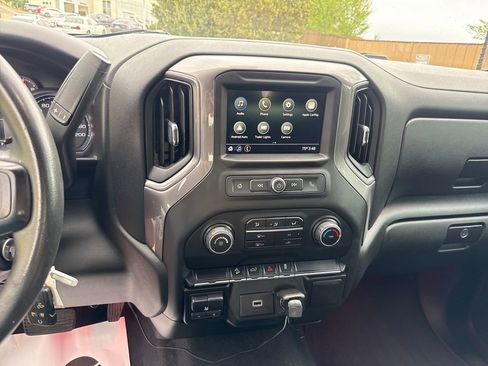 Used 2019 Chevrolet Silverado 1500 Custom Trail Boss w/ Custom Convenience Package AWD/4WD image 16