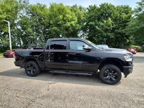 Used 2019 RAM 1500 Big Horn AWD/4WD image 2