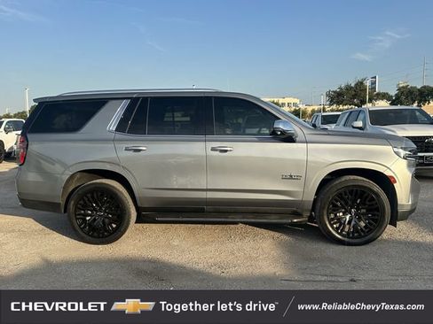 Used 2023 Chevrolet Tahoe Premier w/ Premium Package AWD/4WD image 2