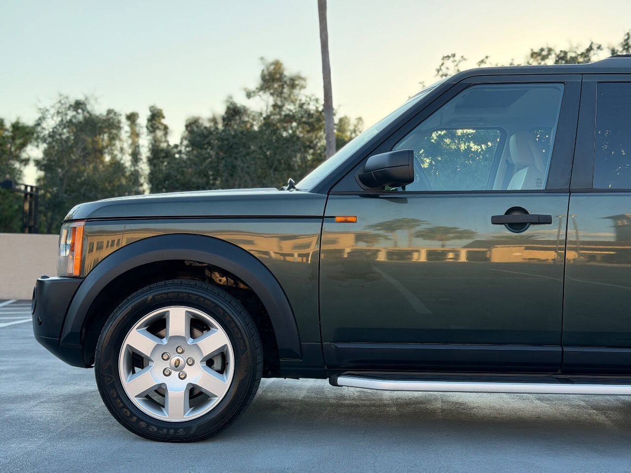 Used 2008 Land Rover LR3 HSE AWD/4WD image 5